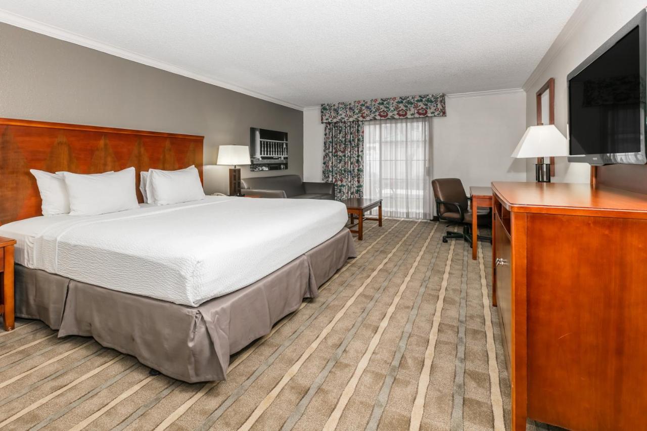 Richmond Inn & Suites Baton Rouge Zewnętrze zdjęcie