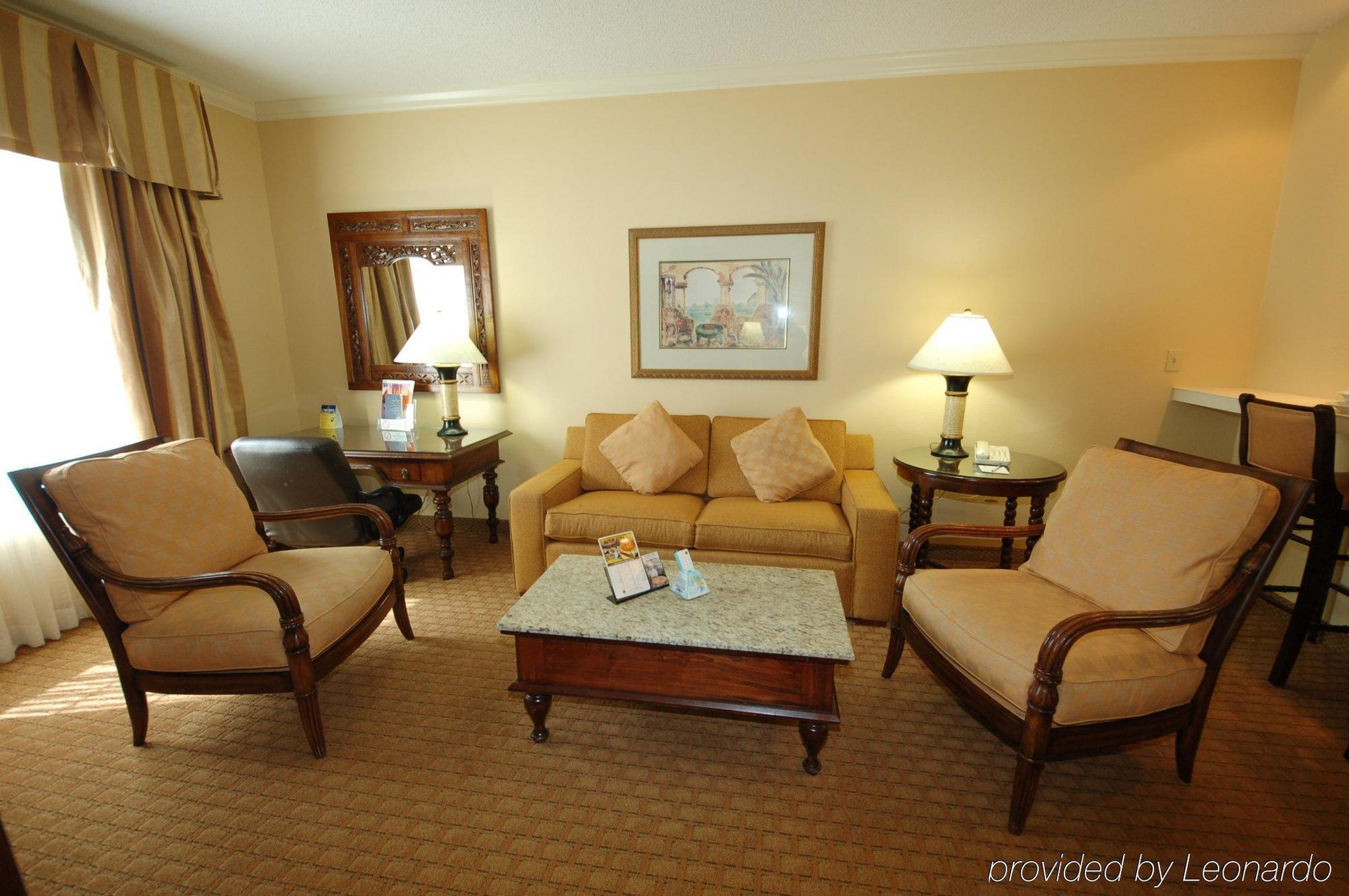 Richmond Inn & Suites Baton Rouge Zewnętrze zdjęcie