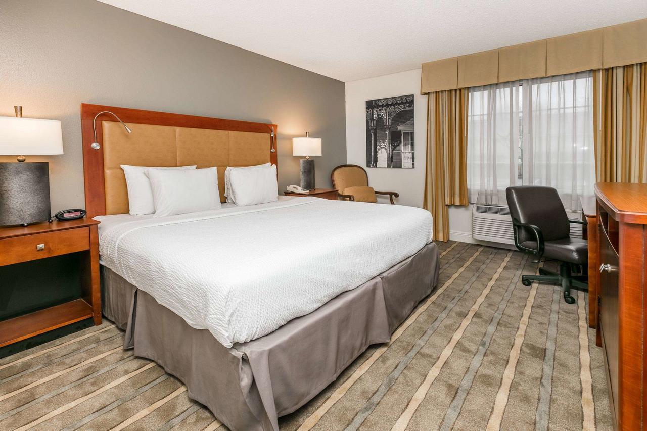 Richmond Inn & Suites Baton Rouge Zewnętrze zdjęcie