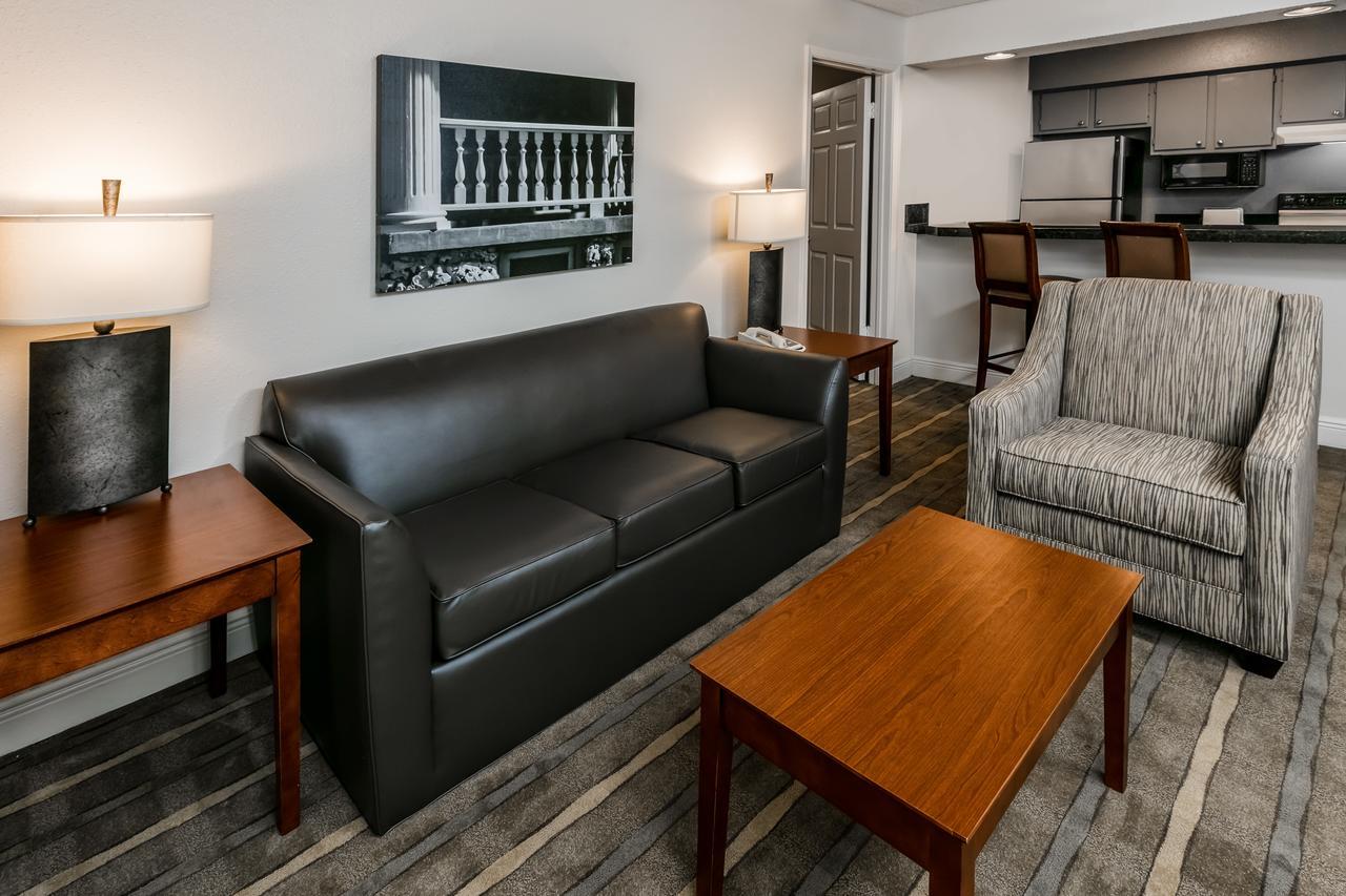 Richmond Inn & Suites Baton Rouge Zewnętrze zdjęcie